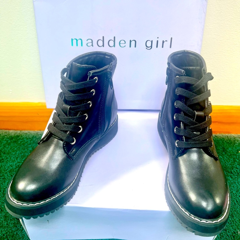 Kids boots for sale